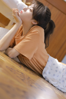 正面偷拍女厕36个美女嘘嘘