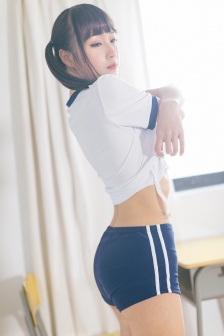 在卧室征服美艳麻麻