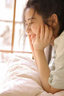 国产真实露脸精彩对白hd